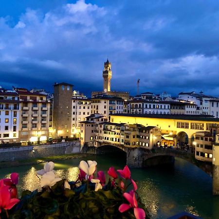 Ponte Vecchio View Luxury Apartment Florença Exterior foto